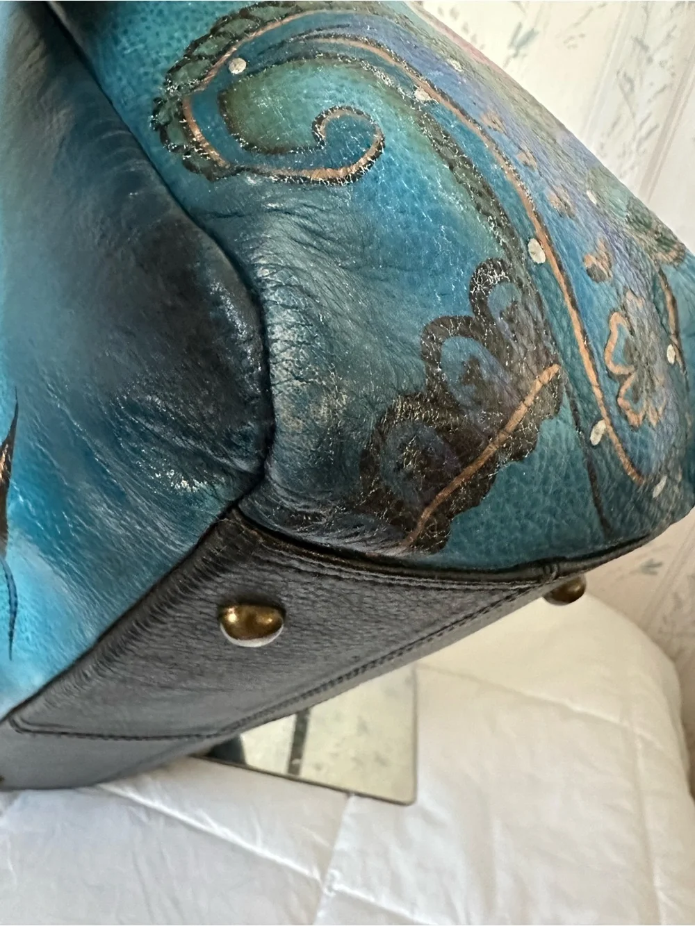 Anuschka Hand-Painted Floral Leather Shoulder Bag
